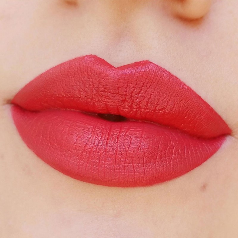 HYPNOTIZE LIQUID LIPSTICK MAT & SATIN