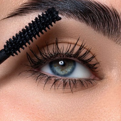 ASTRA THE UNIVERSAL VOLUME WATERPROOF MASCARA