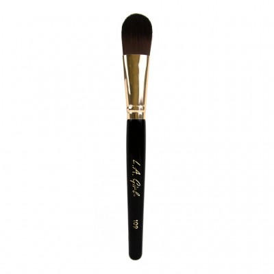 L A GIRL FLAT FOUNDATION BRUSH