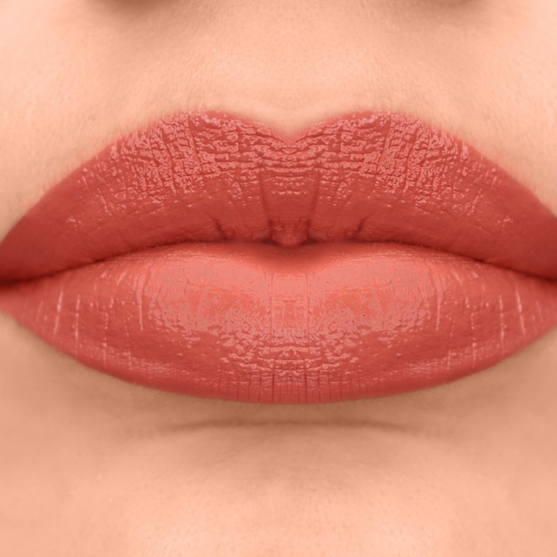 L A COLORS VELVET PLUSH CREAMY LIP COLOR