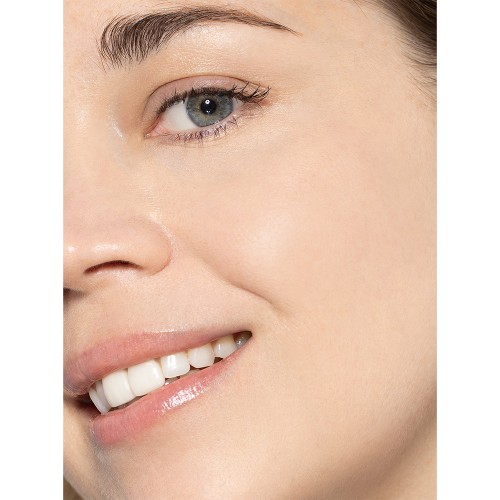 Conceal + Perfect 2-in-1 Foundation + Concealer