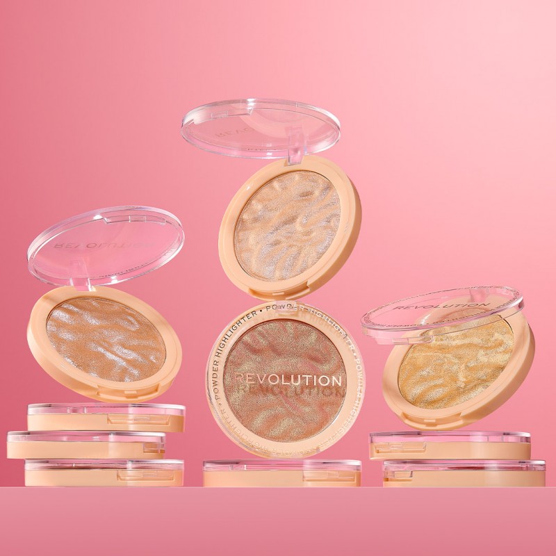 Makeup Revolution Reloaded Highlighter -DARE TO DIVULGE